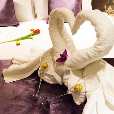 12Th Lock Boutique Hotel Castleknock Bagian luar foto