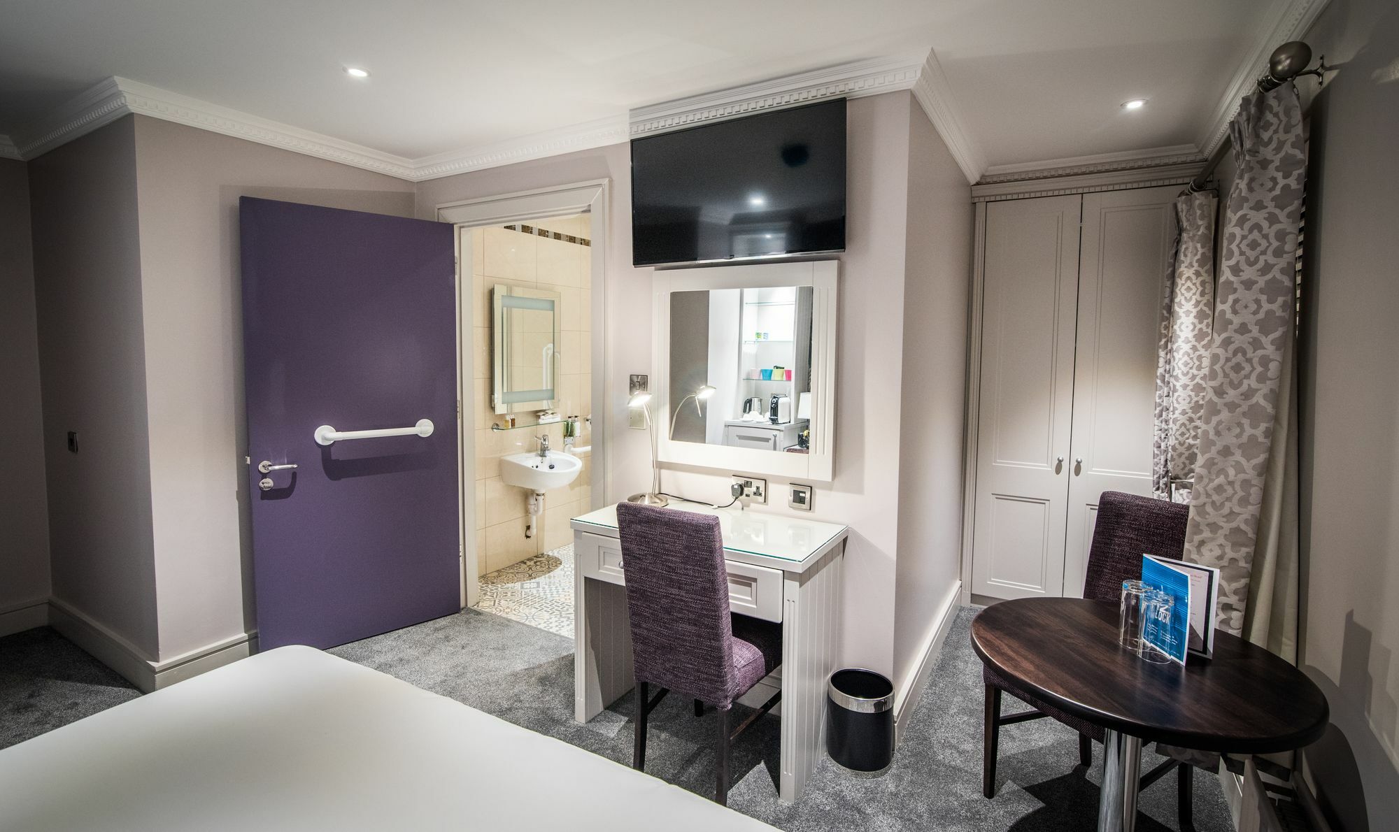 12Th Lock Boutique Hotel Castleknock Bagian luar foto